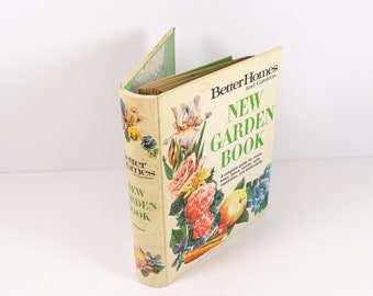 1968 New Garden Book Better Homes and Gardens 60s Gardening Midcentury Landscaping Vintage Gardner Plant Lover Gift