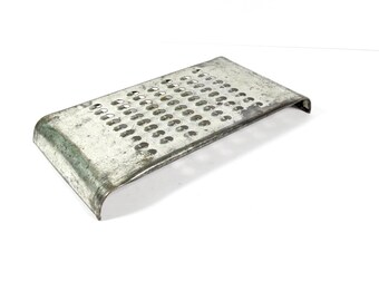 Vintage Wonder Shredder Grater - Vintage Flat Grater Vintage Cheese Grater