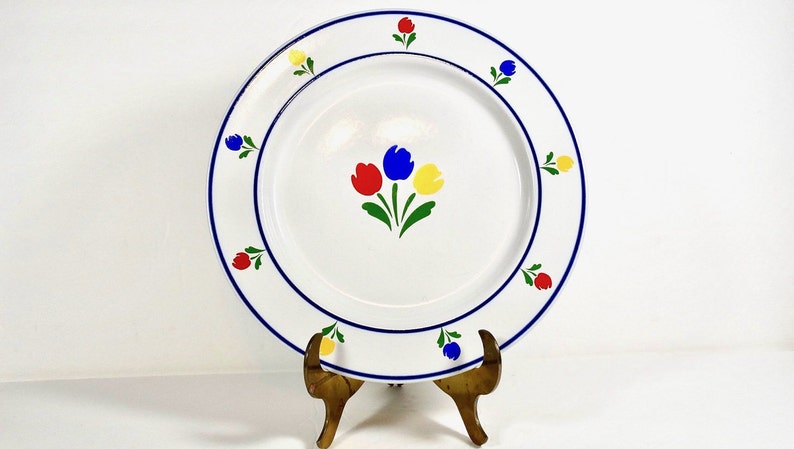 Tulip Tyme Dinner Plate 1980s Dinnerware JMP Manufacturing Primary Color Tulips