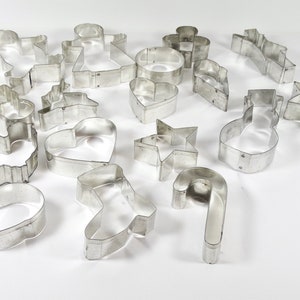 Huge Lot - Vintage Metal Cookie Cutters - Set of 17 - Holidays Shapes Silver Metal Cookie Cutter Lot image 5