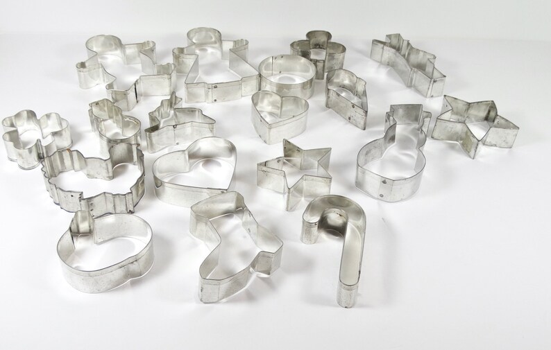 Huge Lot - Vintage Metal Cookie Cutters - Set of 17 - Holidays Shapes Silver Metal Cookie Cutter Lot image 5