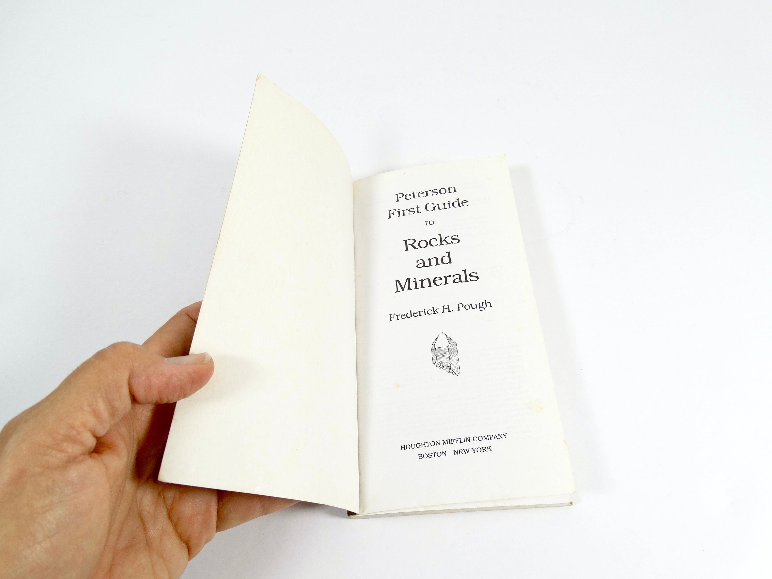Peterson First Guide To Rocks And Minerals by Frederick H. Pough Paperback NEW