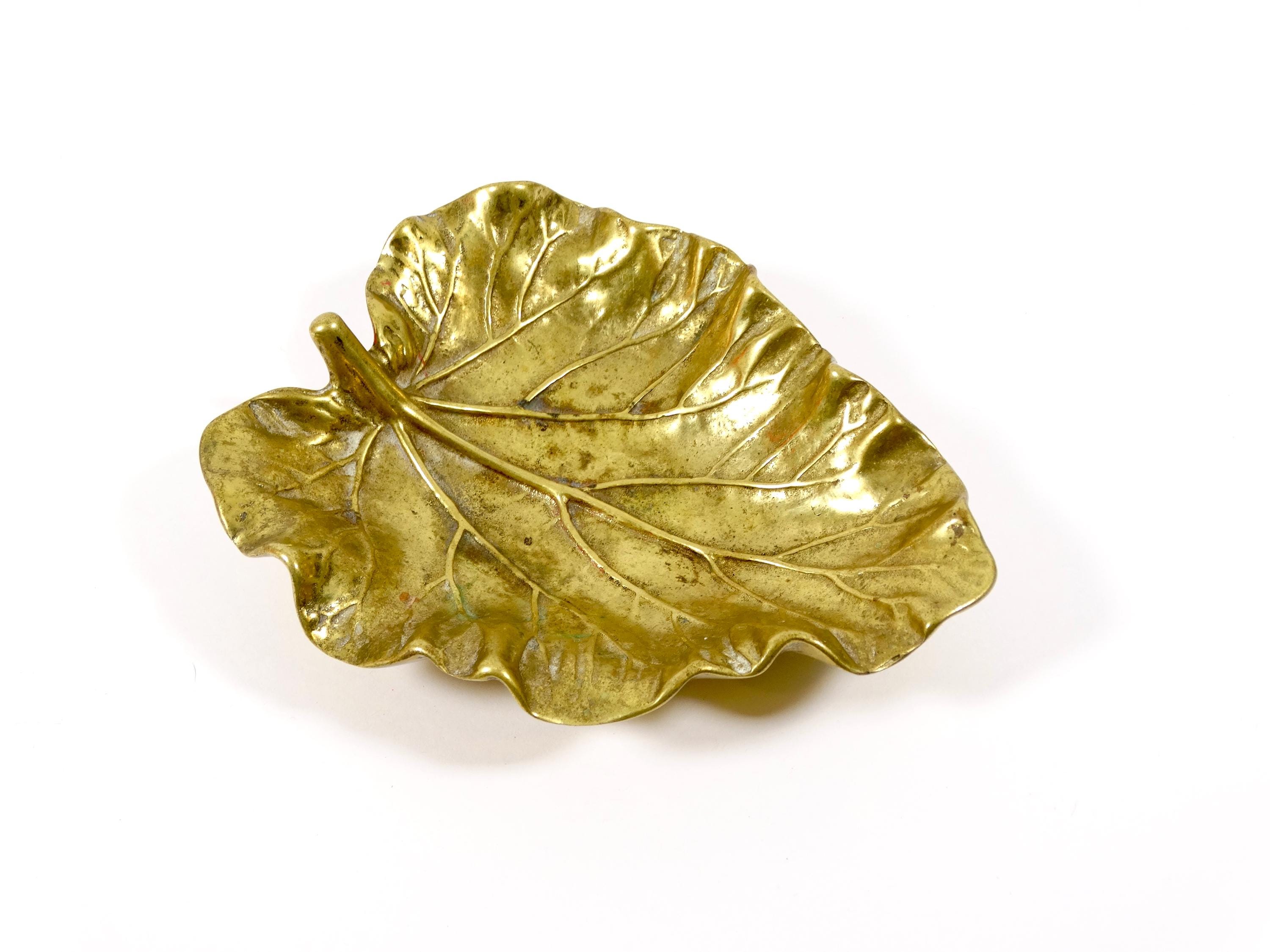 d*7様 ジェネシス　SR 新右衛門　パンドラ　ククリヒメ　ローリエ　ヴァルケリ Vintage Virginia Metalcrafters Brass Rhubarb Leaf Dish - Vintage
