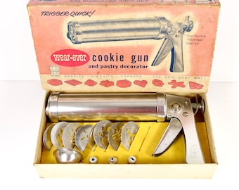 Vintage Wear-ever Cookie Press Cookie Gun & Pastry Decorator Spritz Cookie Maker Wearever Cookie Gun