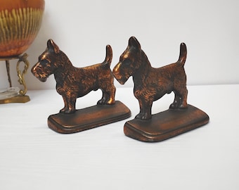 Fermalibri antichi in ghisa a forma di cane Scotte, William Hengerer Co. Buffalo, patina di bronzo anticato