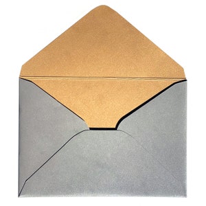 BRIEFKUVERT in silber - innen gold - Format B5, 500g sehr stabiler Feinstkarton