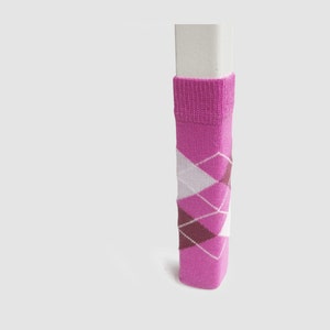 Stuhlsocken PERSONALITY SOCKS Parkettschoner im klassischen Stocken-Style argyle -pink