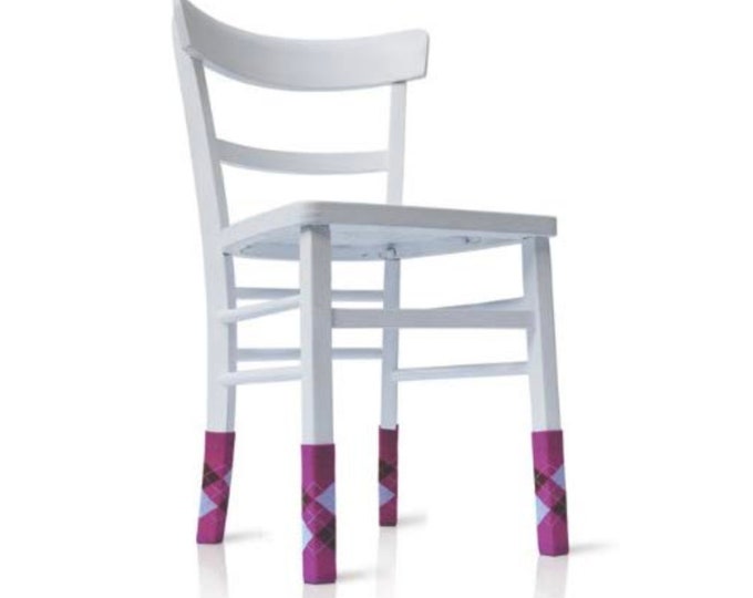 As a template, chair socks "Personality Socks" use parquet protectors