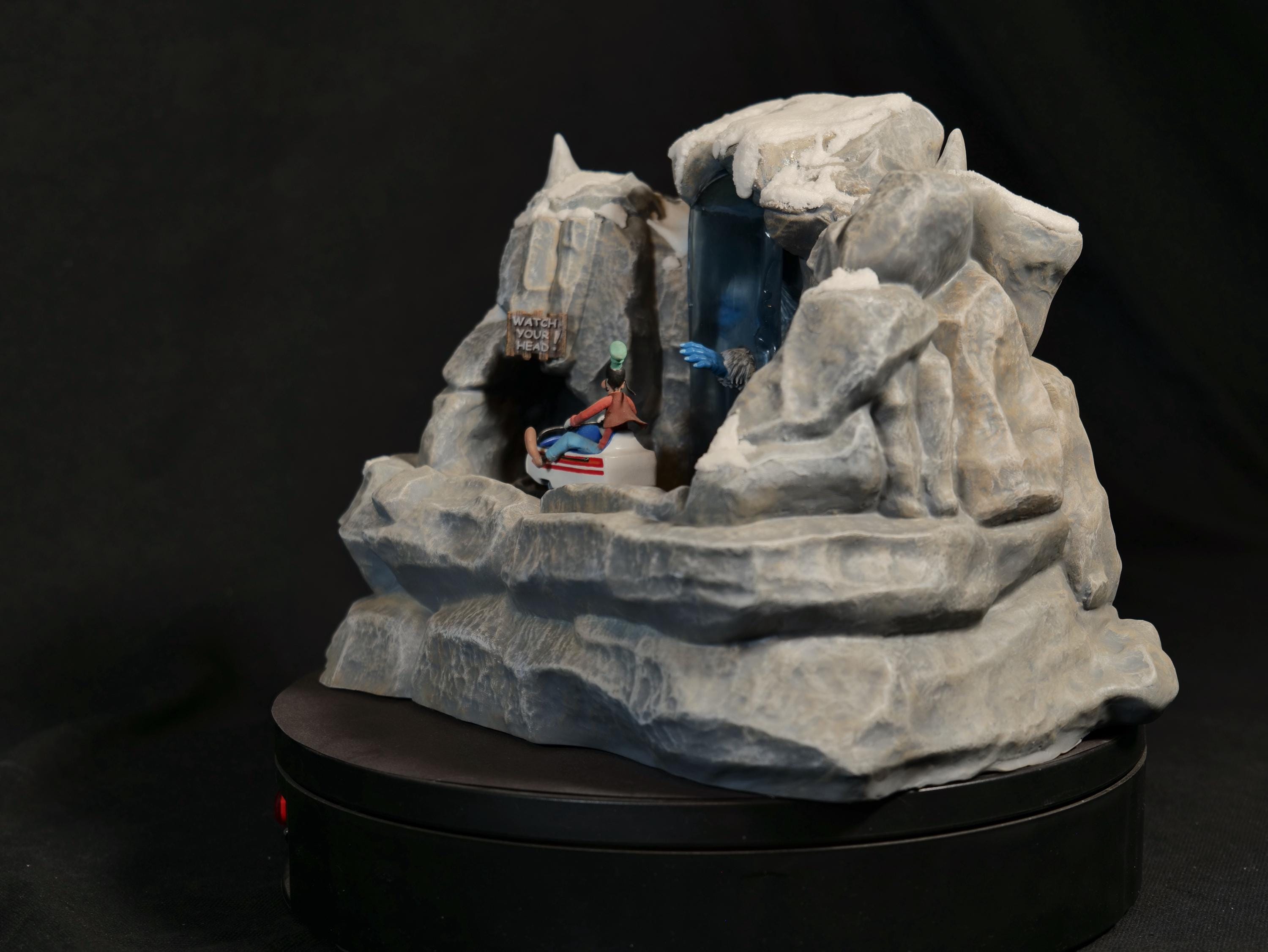 Matterhorn Ride Szene, Abominable Snowman, Waterfall, Goofy, Sound