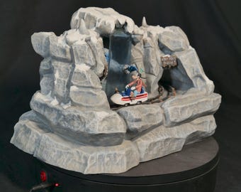 Matterhorn Ride Szene, Abominable Snowman, Waterfall, Goofy, Sound