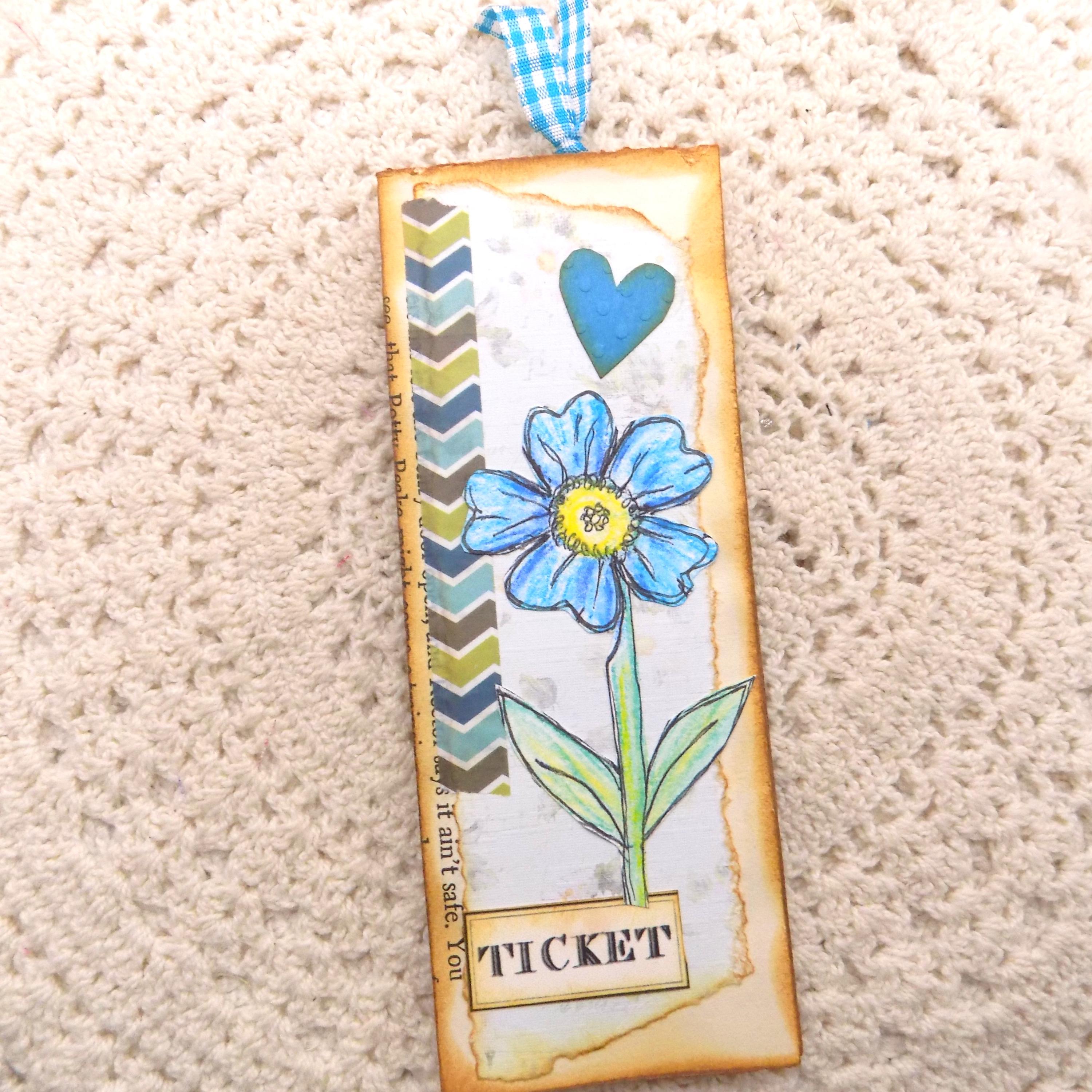Junk Journaling Folded Decorated Page for a Pocket Tuck, Scrapbooking Memory Book
