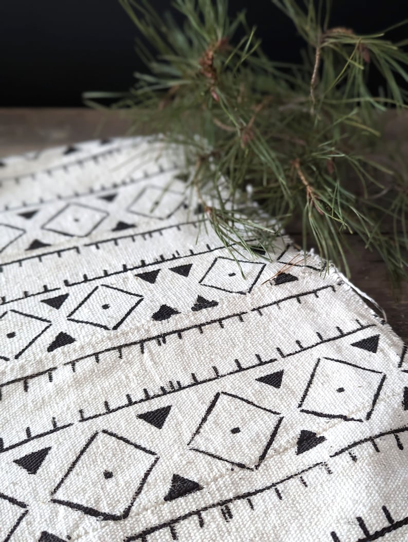 Authentic African Mudcloth White and Black Bogolan Mud Cloth Wholesale Handmade Thick Upholstery Fabric for Throw Pillows Boho Home image 2