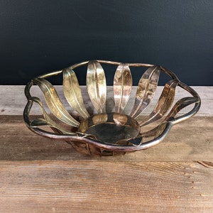 Vintage Silver Plated Flower Bowl Silver Patina Paul Revere Bowls for Display Wedding Silver Bread Baskets for Table Top Decor image 3