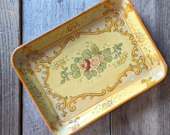 Vintage Floral Trinket Tray Small Catchall Jewelry Dish Mid Century Japanese Paper Mache Dish Vintage Gifts for Her Boho Style Home Decor