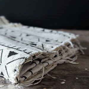 Authentic African Mudcloth White and Black Bogolan Mud Cloth Wholesale Handmade Thick Upholstery Fabric for Throw Pillows Boho Home image 5