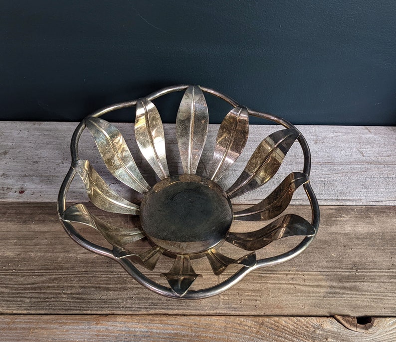 Vintage Silver Plated Flower Bowl Silver Patina Paul Revere Bowls for Display Wedding Silver Bread Baskets for Table Top Decor image 5