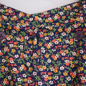 Authentic 1940's Vintage Navy Floral Summer Dress with Sweetheart Neckline and Crossover Back 8-10 UK image 4