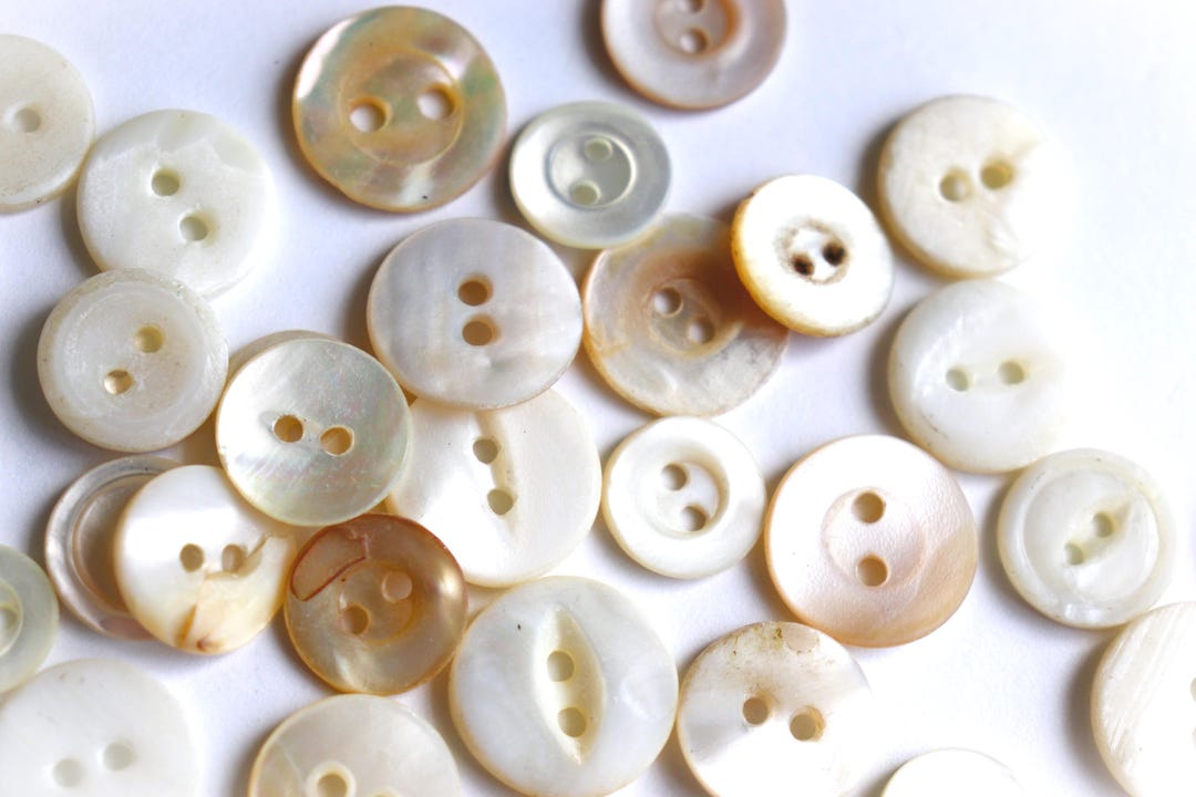 White Shell Button Antique Mother of Pearl Shell Buttons in White, Cream - Assorted 2-hole ...