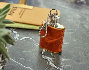 Free personalized leather flask-keychain, Groomsmen gift, Bachelor Party Gifts