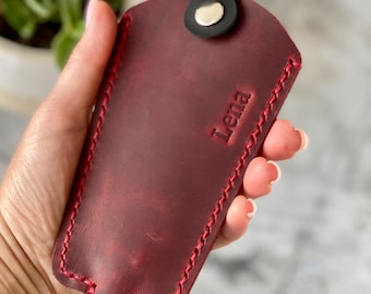 Personalized Crazy Horse Leather Key Holder: Minimalist Key Organizer