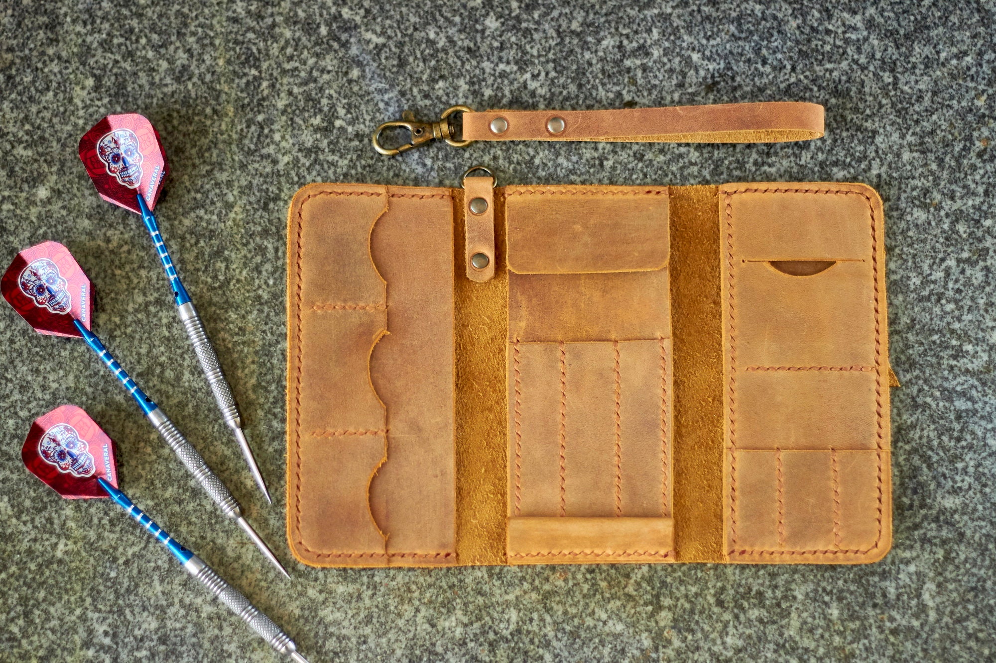 Personalized Leather Darts Case Gift for Dart Player Etsy UK