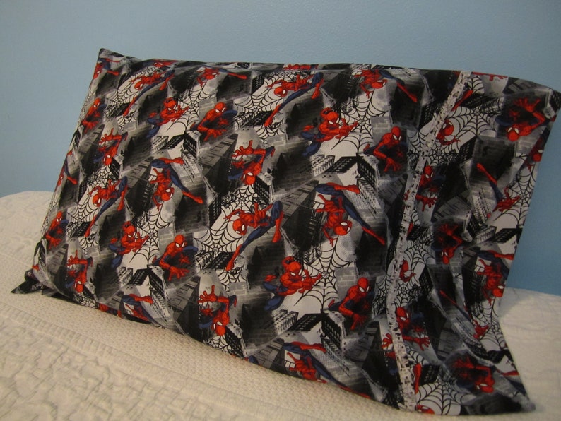 SPIDERMAN In The CityPILLOWCASE