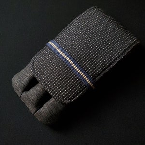 Sur commande, étui pour stylo à trois fentes, Ohshima noir et blanc, laine et soie gris anthracite