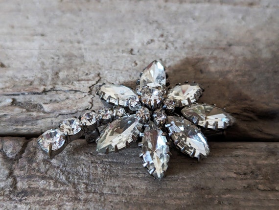 Edwardian Flower Brooch, French Trombone Clasp Br… - image 3