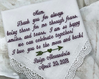 El pañuelo de la madre de la novia. Pañuelo de boda EMBROIDERED-PERSONALIZADO Madre de la novia regalo boda hankies personalizados