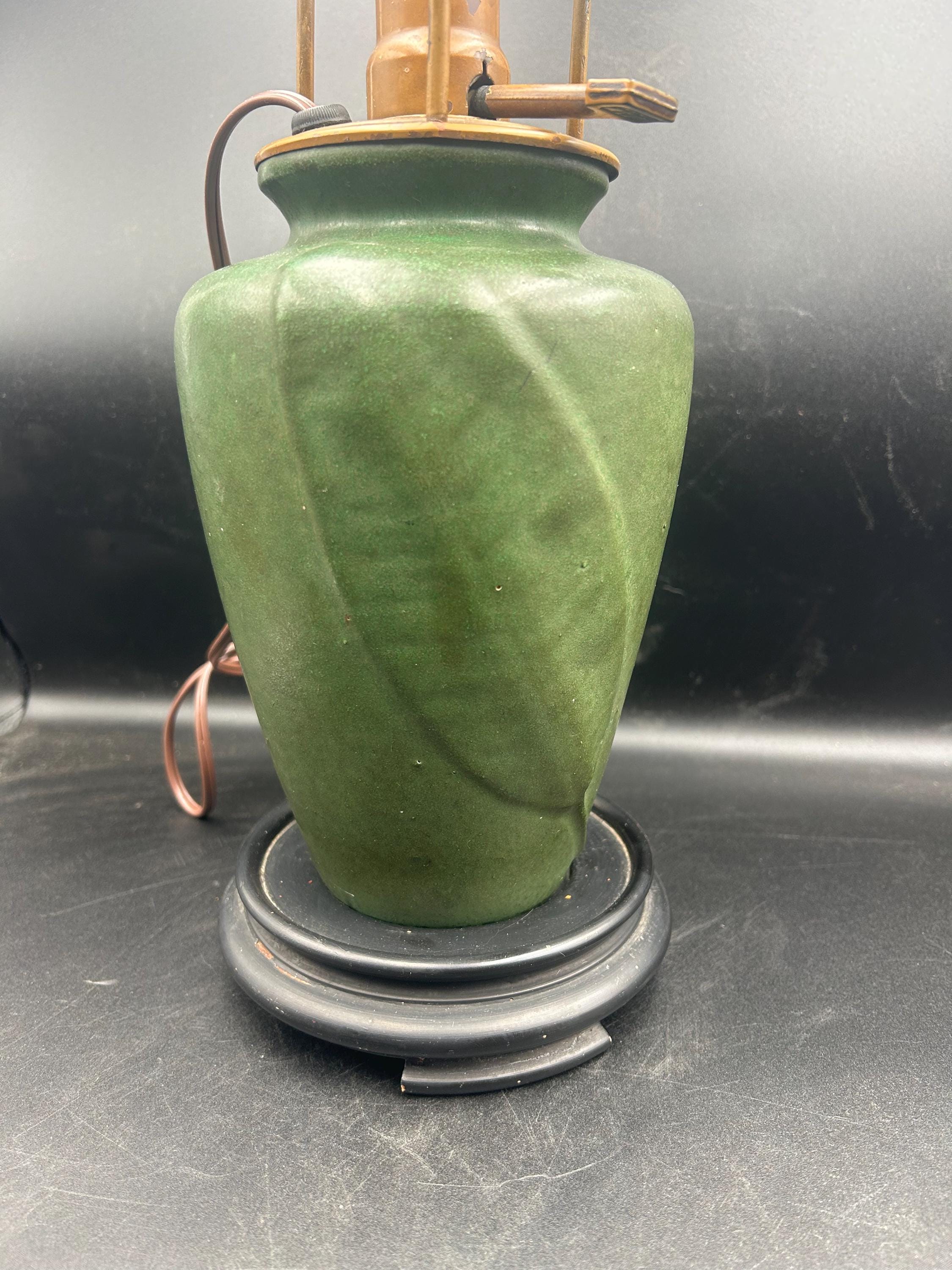 Zanesville Matte Green Pottery Lamp - Etsy
