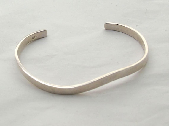 Solid Sterling Silver Oval Wavy Cuff Bangle - image 1