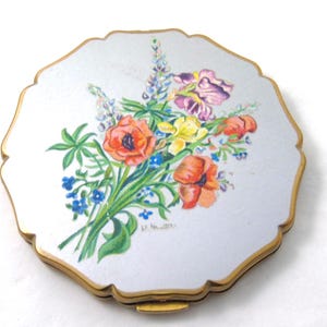 Stratton Floral Powder Compact, Gold Tone Mirror Compact, D Hudson, 1950s
