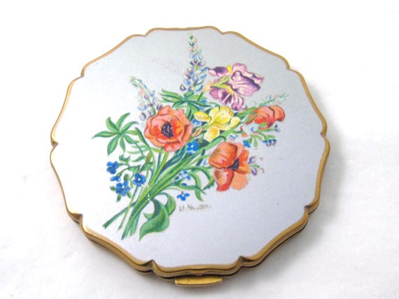 Stratton Floral Powder Compact, Gold Tone Mirror Compact, D Hudson, 1950s