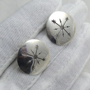 Sterling Silver Round Earrings, Silver Domed Disc Earrings, 925 Silver Studs, 21mm