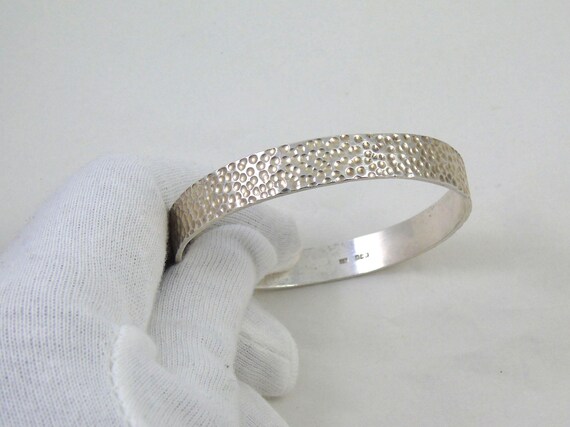 Abstract Sterling Silver Bangle, Solid Silver Tex… - image 10