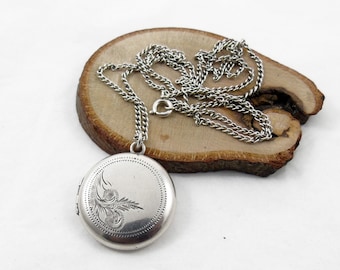 Vintage Sterling Silver Etched Locket Necklace, 24 inch Chain