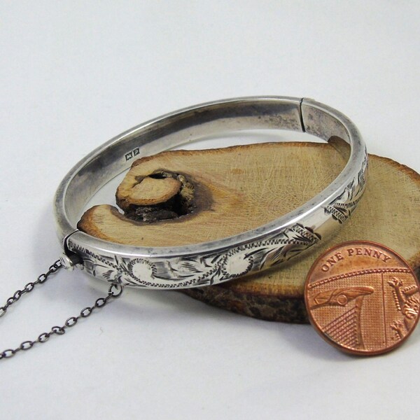 Sterling Silver Engraved Hinged Bangle, Slim Oval Bangle, Hallmarked 1964
