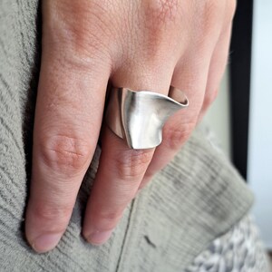 Bold Wrap Ring Sterling Silber Breite klobige Band architektonischen Statement-Schmuck