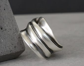 Bold Wide Band Ring, 925 Silver Alternative Sculptural Wave Ring Statement Jewelry