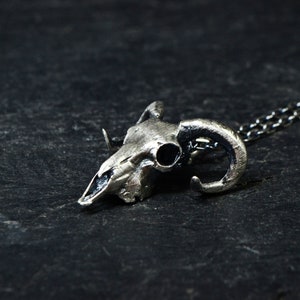 Tierschädel Schmuck Widder Schädel Halskette Dark Gothic Hexe Amulett Schmuck 925 Sterling Silber Goth Fashion