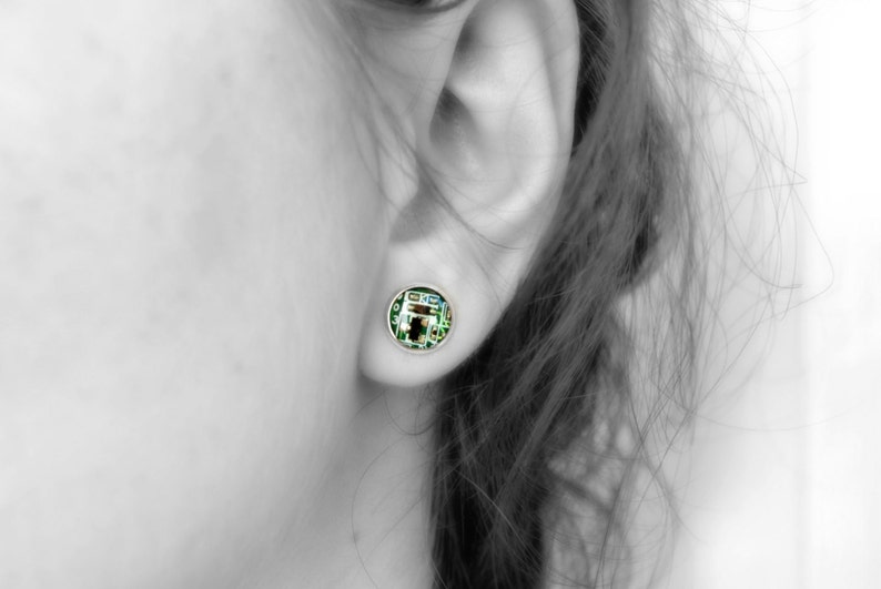 Geek Mens Stud Earrings Sci-Fi Hi Tech Futuristic Jewelry Tiny Circuit Board Computer Earrings