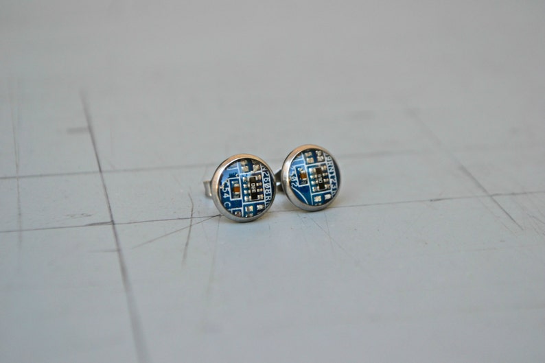 Geek Mens Stud Earrings Sci-Fi Hi Tech Futuristic Jewelry Tiny Circuit Board Computer Earrings