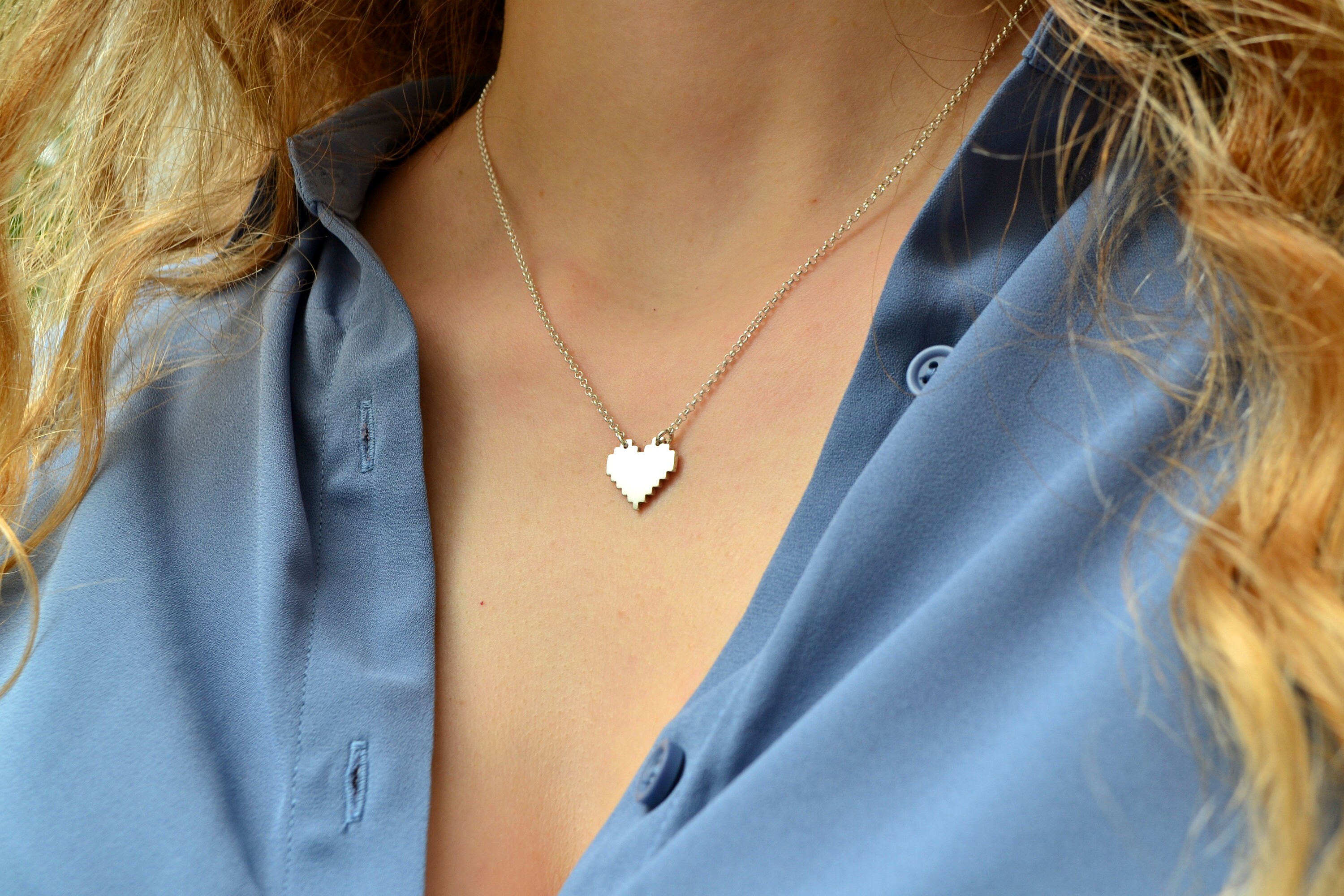 [MARGESHERWOOD] PIXEL HEART NECKLACE ★大人気★ Articulated Pixel Heart Necklace – A Unique 3D-Printed Gift