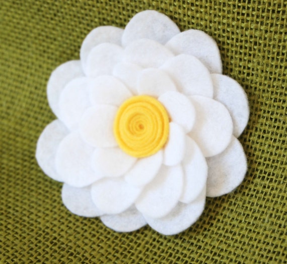 Items similar to Large White Daisy Felt Flower for Wreaths or DIY