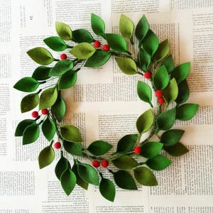 Felt Christmas Wreath Green Felt Leaves and Holly Berries Modern Christmas Wreath 16 Total Diameter image 2