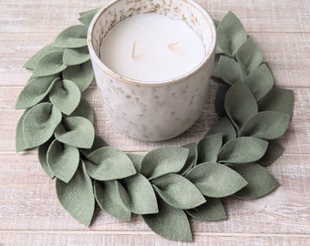 11" Sage Green Felt Leaf Wreath - Simple Farmhouse Wreath - Small Green Leaf Wreath - Farmhouse Decor