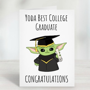 Afdrukbare afstudeerkaart / klasse van 2024 / Yoda Best College Graduate / Funny Graduation / Afstudeercadeau / Afstudeerkaart / Yoda / 2024