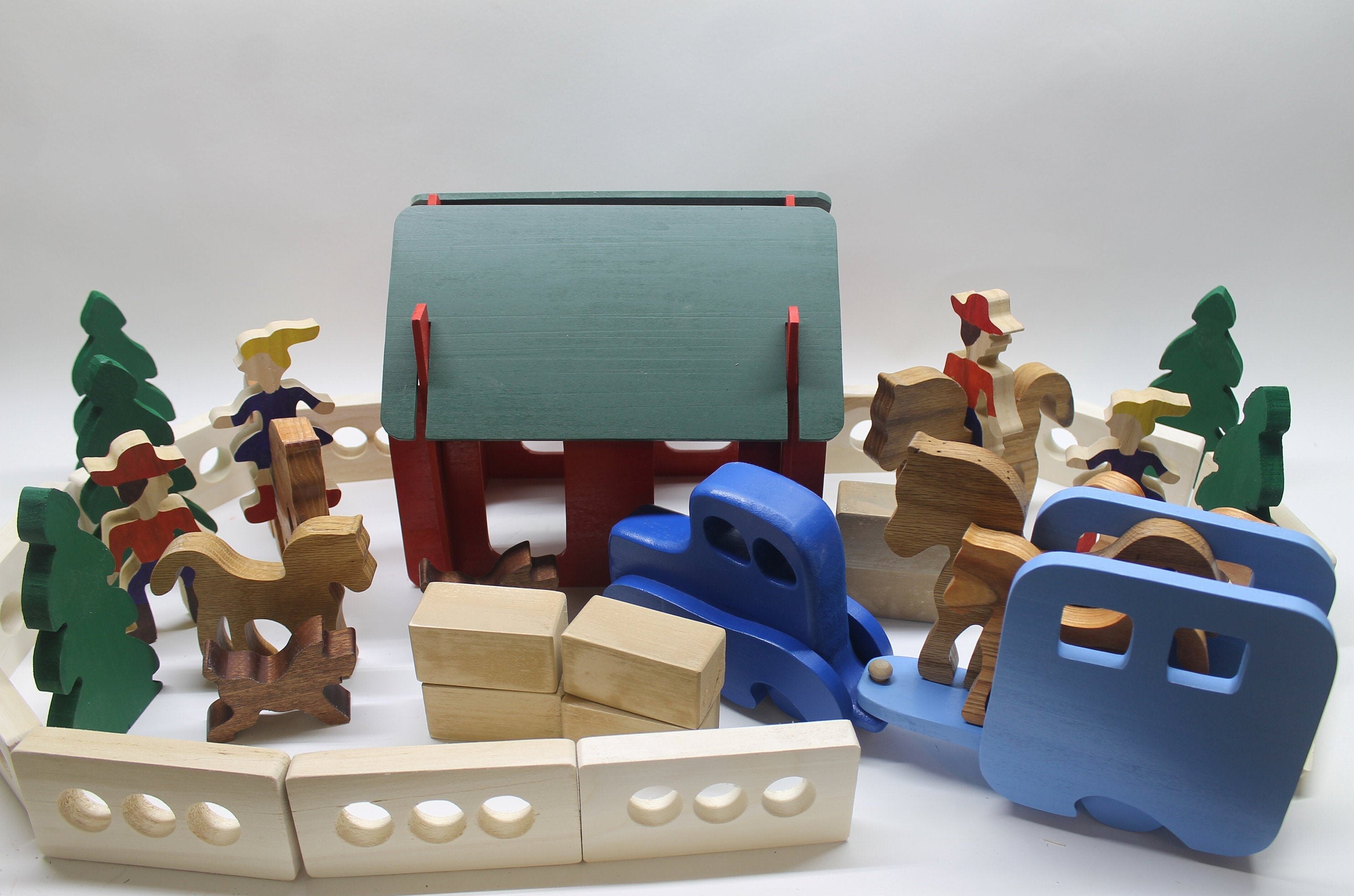 Preschool Toys & Pretend Play Wooden Horse Stable Playset Folding Wood