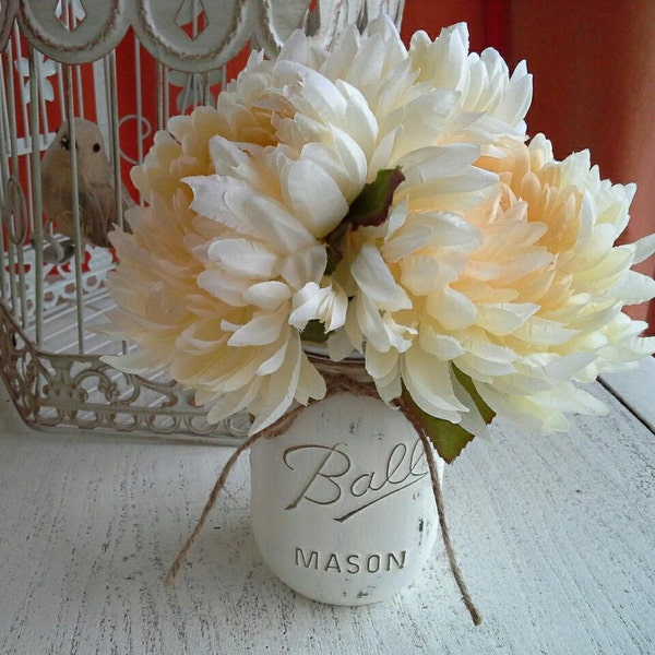 Cottage Chic Stylish Ivory Flower Pens with Mason Jar Vase