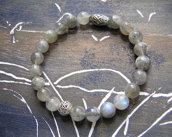 Labradorite Beauty stretch bracelet, meditation, healing, empowerment, Labrador CA, Roll it on Roll it off Handmade Gift Free Shipping #714